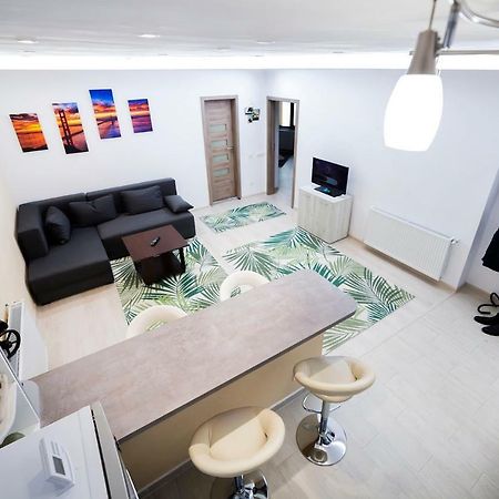Central Apartment- Shumi'S Cluj-Napoca Eksteriør bilde