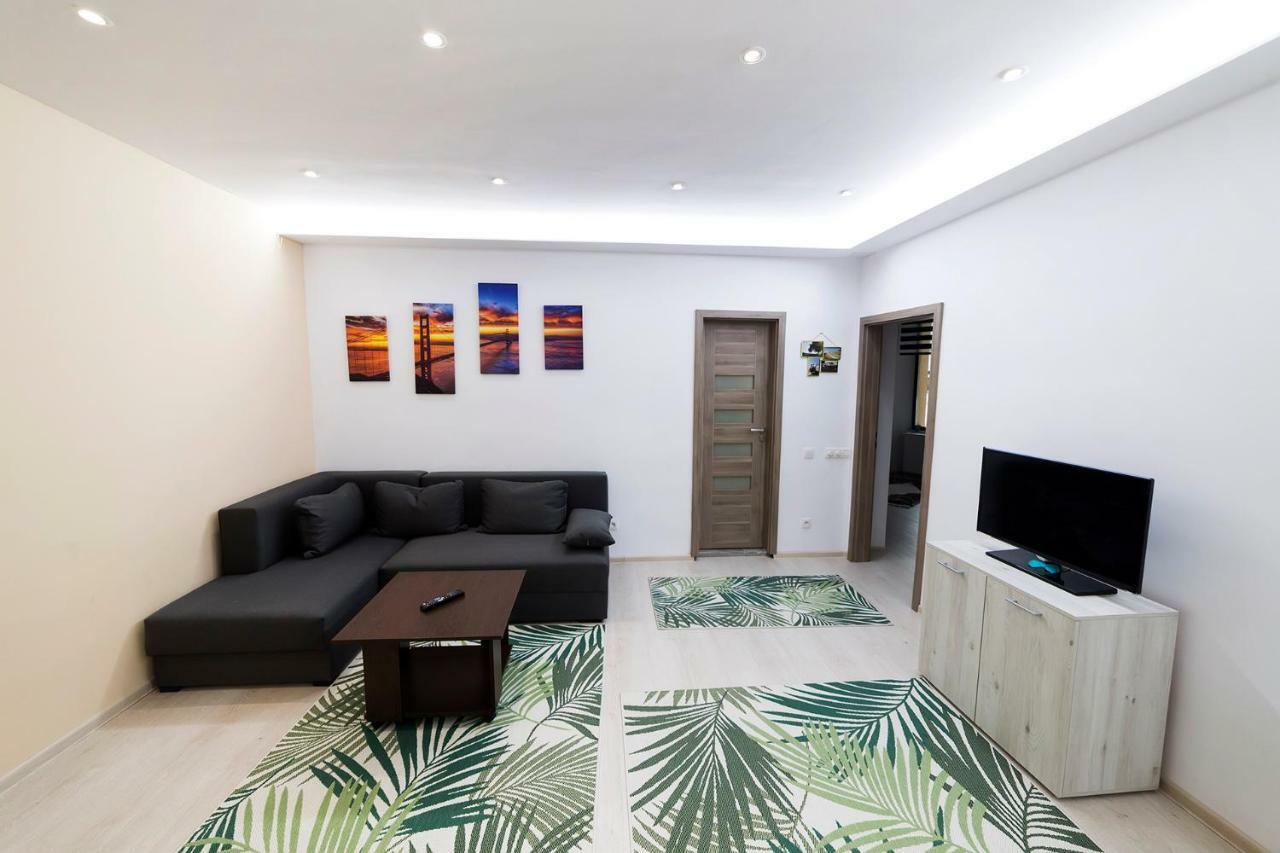Central Apartment- Shumi'S Cluj-Napoca Eksteriør bilde