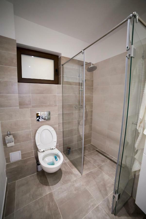 Central Apartment- Shumi'S Cluj-Napoca Eksteriør bilde